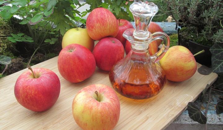 Jak připravit jablečný ocet | recept na domácí ocet
