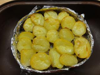 Jak zapéct brambory s houbami | recept