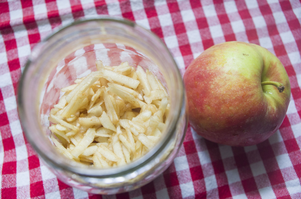Jak zavařit nastrouhaná jablka na štrůdl?