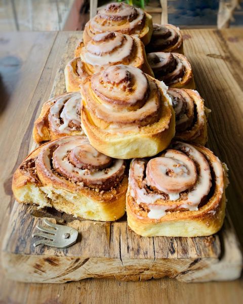 Jak upéct zdravější skořicové rolky | recept