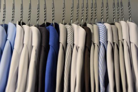 Jak vybrat správnou velikost oblečení – komentáře a reference často odkazují i na nedokonalosti daného kousku