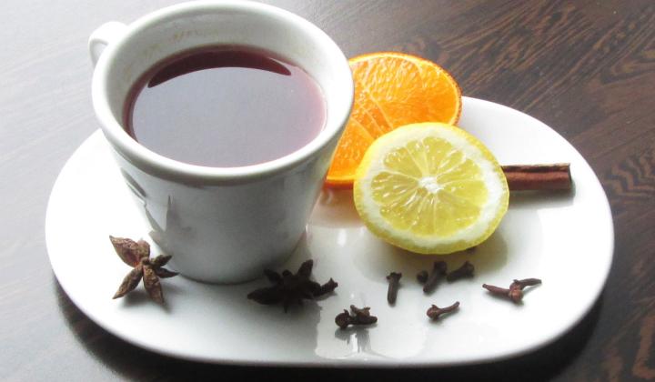 Jak uvařit Jägertee | recept na domácí punč Jak uvařit Jägertee | recept na domácí punč