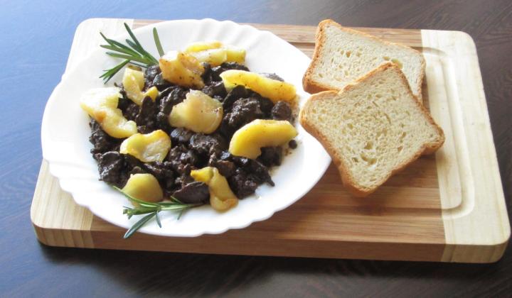 Jak uvařit kuřecí játra s karamelizovanými jablky | recept z kuřecí játry Jak uvařit kuřecí játra s karamelizovanými jablky | recept z kuřecí játry