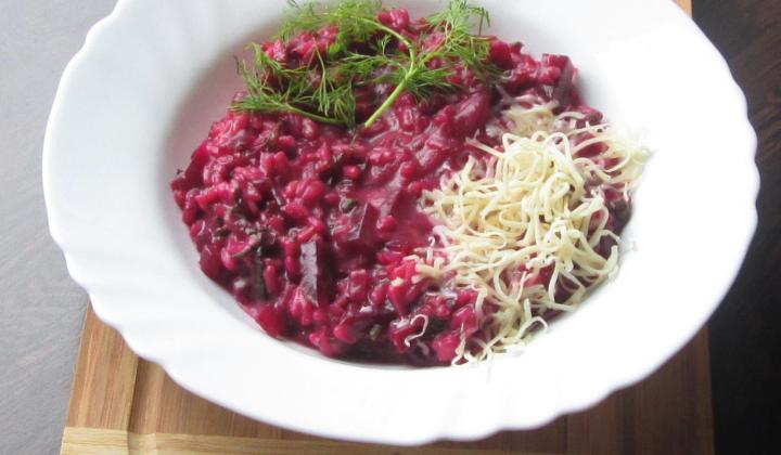 Jak uvařit rizoto s červenou řepou a koprem | recept na rizoto z červené řepy z rýže Arborio Jak uvařit rizoto s červenou řepou a koprem | recept na rizoto z červené řepy z rýže Arborio