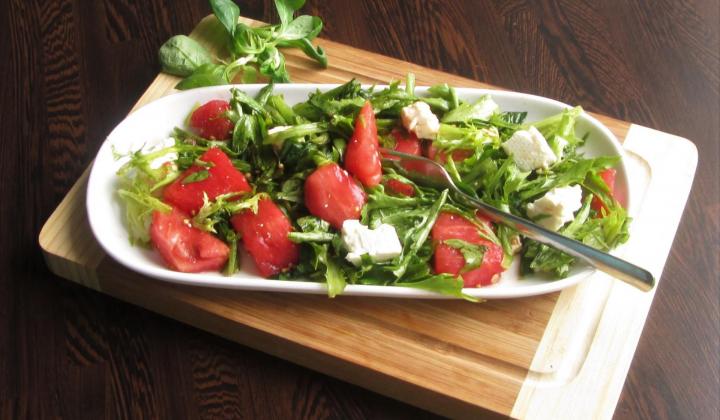 Jak připravit salát s vodním melounem a feta sýrem | recept na letní salát