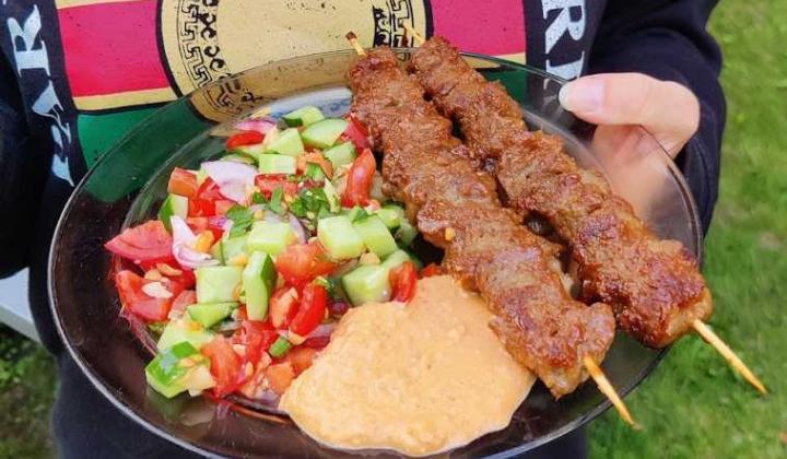 Jak připravit marinované thajské hovězí satay na grilu | originální recept