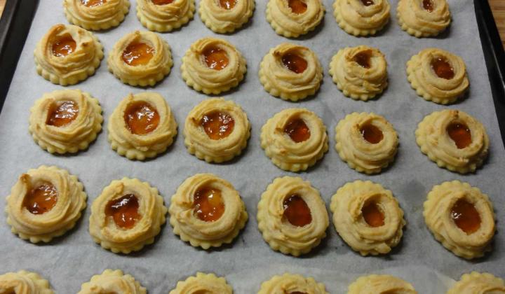 Jak upéct marcipánové kroužky s marmeládou | recept