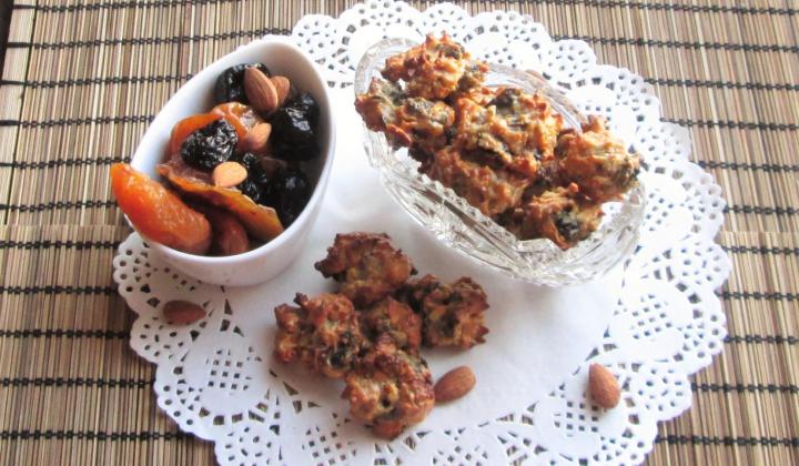 Jak upéct sladké ořechové hromádky se sušeným ovocem | recept