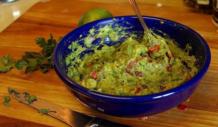 Jak připravit zdravé mexické guacamole | recept