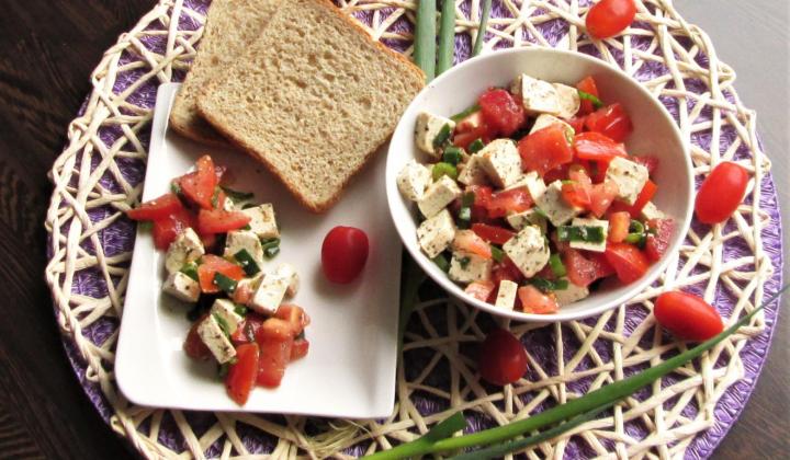 Jak na dietní rajčatový salát s tofu | recept