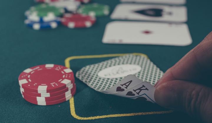 cards-1030852_1280.jpg?itok=d9MD0gbA