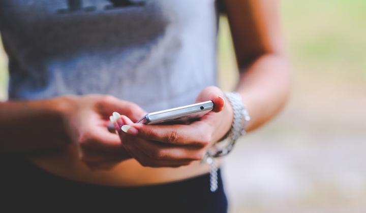 Jak posílat SMS zdarma do všech sítí | rady