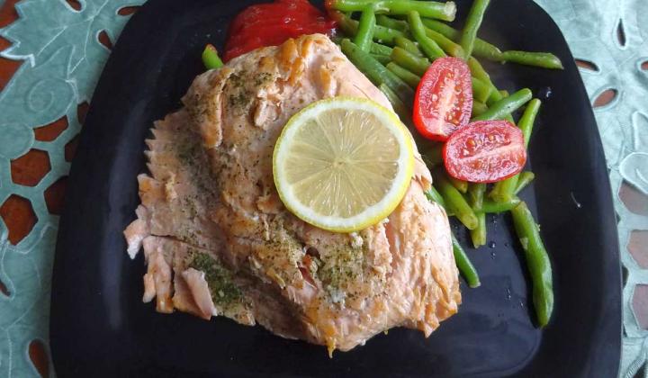 Jak připravit lososa se zelenými fazolkami | recept Jak připravit lososa se zelenými fazolkami | recept