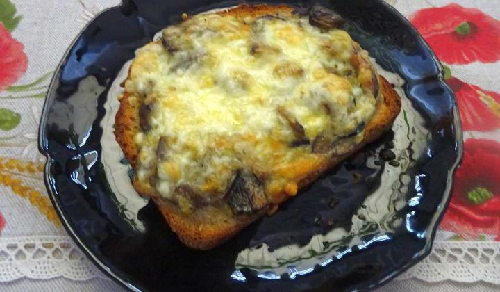 Jak zapéct chléb s houbovou směsí | recept s houbami Jak zapéct chléb s houbovou směsí | recept s houbami