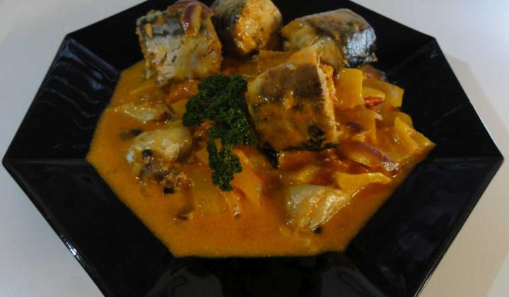 Jak upéct makrelu s lečem po maďarsku | recept Jak upéct makrelu s lečem po maďarsku | recept