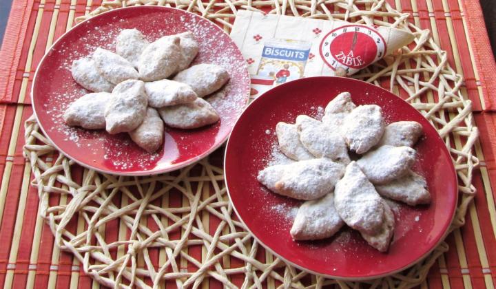 Jak upéct tvarohové sušenky s kandovaným ovocem a rozinkami | recept Jak upéct tvarohové sušenky s kandovaným ovocem a rozinkami | recept