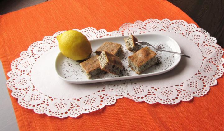 Jak upéct jednoduché makovo – citronové řezy | recept Jak upéct jednoduché makovo – citronové řezy | recept
