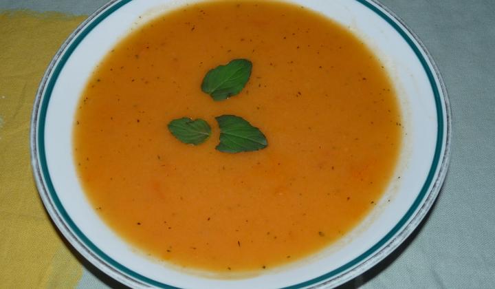 Jak udělat chutově vyváženou rajčatovou polévku | recept