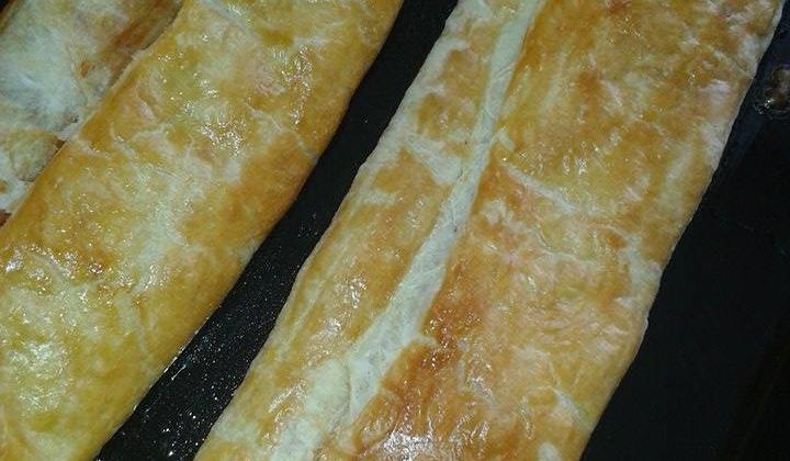 Jak udělat slaný závin z listového těsta a kuřecího masa | recept