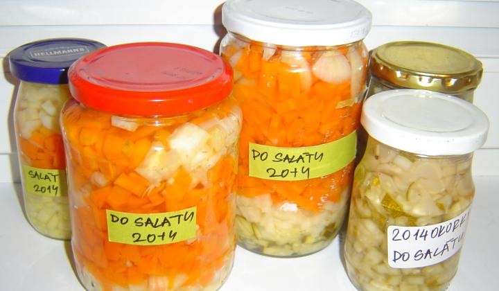 Jak udělat nakládanou zeleninu do bramborového salátu | recept
