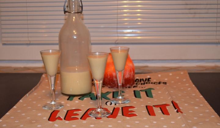 Jak připravit domácí vaječný koňak | recept