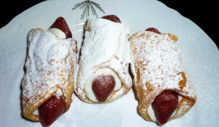 Jak udělat smažené trubičky cannoli | recept