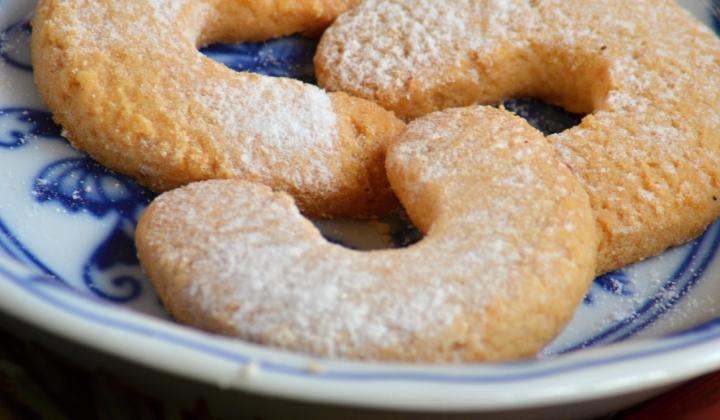 Jak upéct bezlepkové vanilkové rohlíčky | recept