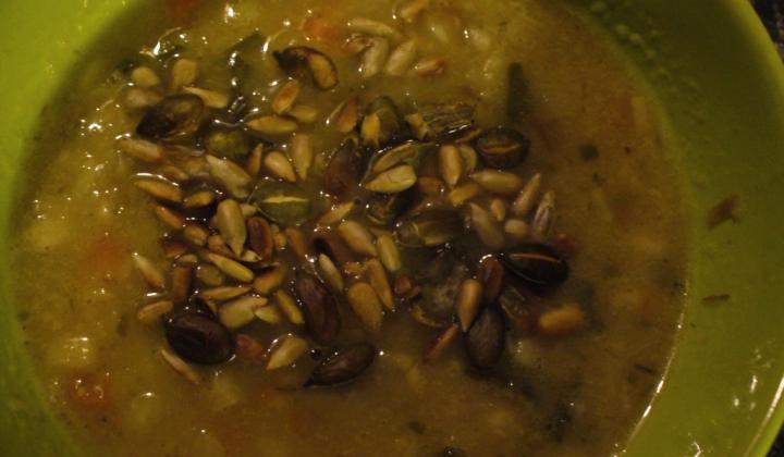 Jak uvařit pórkovou polévku se slunečnicovými semínky | recept