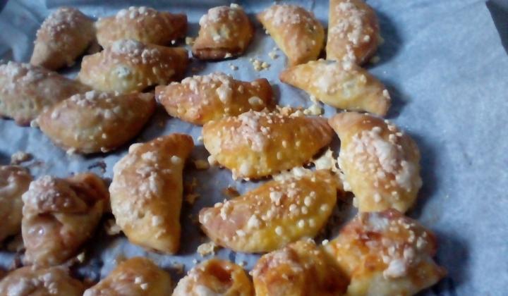 Jak upéct šátečky s bylinkovým sýrem a olivami | recept