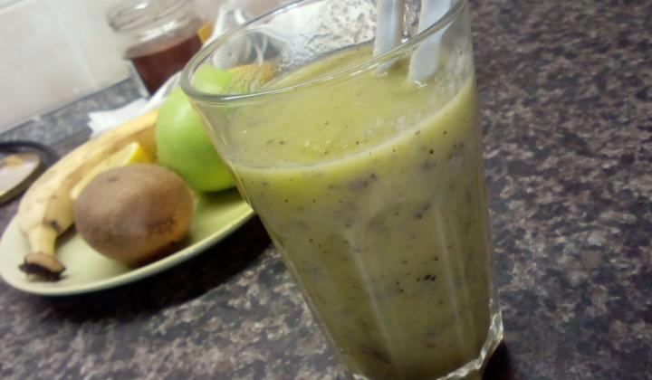 Jak připravit zelené smoothie s chia semínky | jarní detox