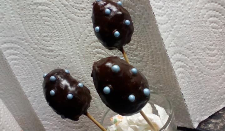 Jak upéct piškotová velikonoční vajíčka s mascarpone | recept