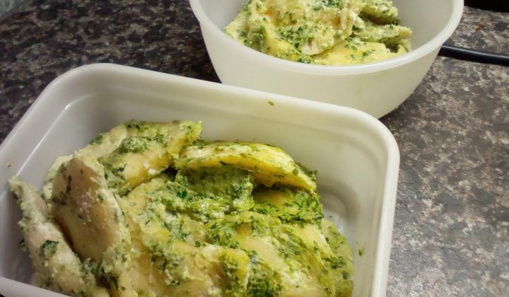 Jak uvařit domácí plněné těstoviny s pestem | recept