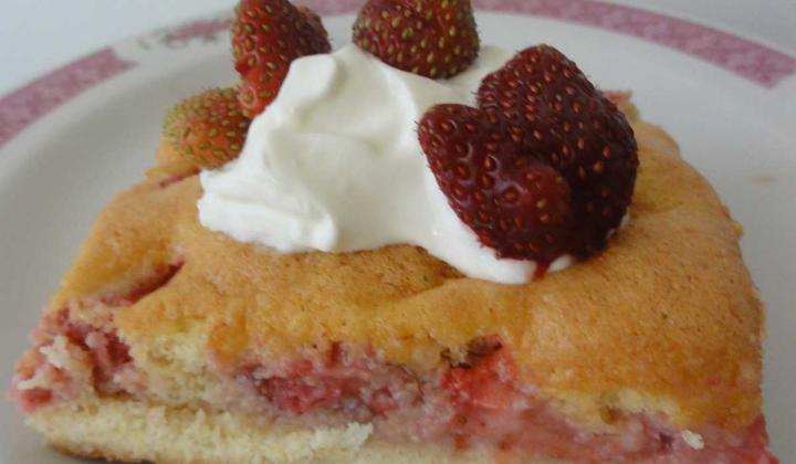 Jak upéct cukrářský jahodový koláč | recept