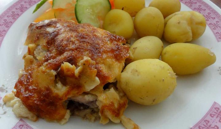 Jak připravit kuře zapečené se smetanou a sýrem | recept