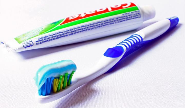 Jak vybrat vhodný zubní kartáček