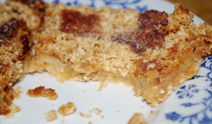 Jak upéct zdravější sypaný jablečný koláč | recept