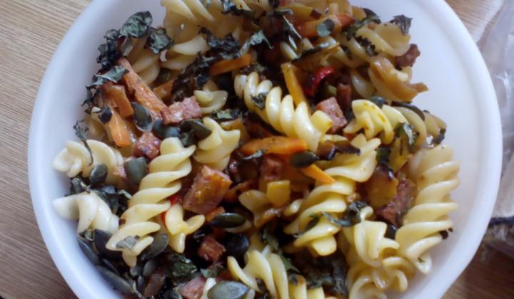 Jak na rychlé těstoviny s restovanou zeleninou