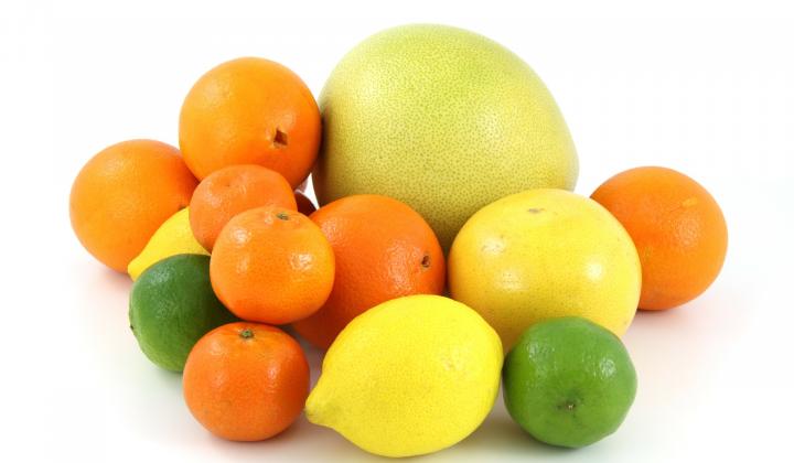 Jak využít citrusové slupky pro úklid