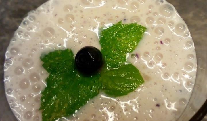 Jak na meruňkovo-borůvkový koktejl | recept