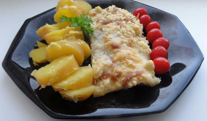 Jak upéct rybí filé se sýrovou drobenkou | recept