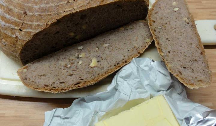 Jak upéct ořechový chléb | recept