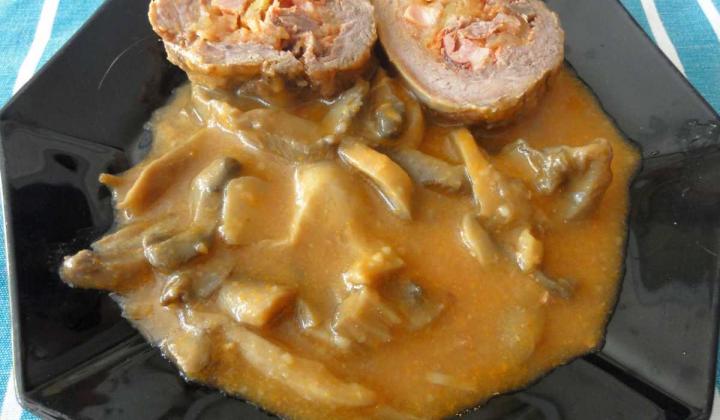 Jak připravit hovězí závitky s hlávkovým zelím a žampiony | recept