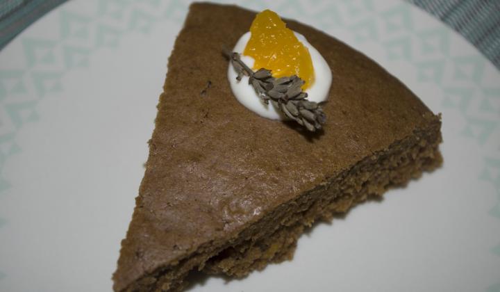 Jak upéct jednoduchý pomerančový dort s ořechy | recept Jak upéct jednoduchý pomerančový dort s ořechy | recept