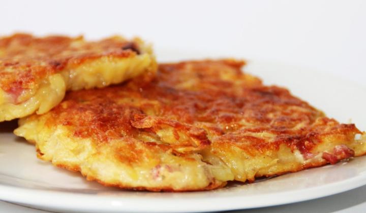 Jak udělat bramborové placičky s brusinkami | recept Jak udělat bramborové placičky s brusinkami | recept