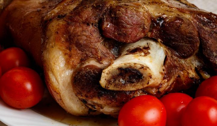 Jak upéct marinované vepřové koleno | recept