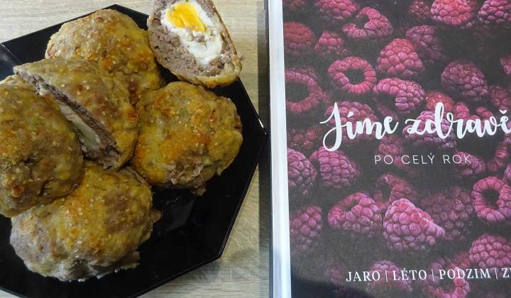 skotská pštrosí vejce a kuchařská kniha 