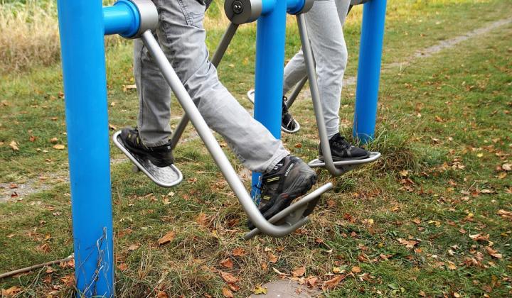 Jak vybrat posilovací stroj na nohy na domácí posilování | rady