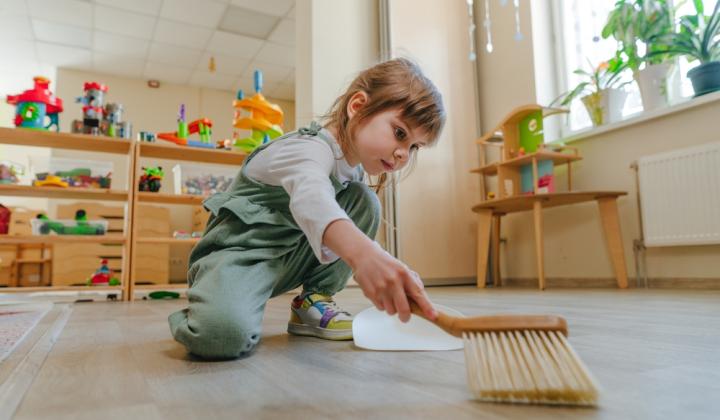 Montessori je jedinečný přístup k výchově. V čem spočívá?