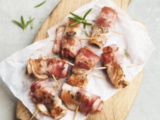 Jak připravit dvouhubky z kuřecího masa a slaniny
