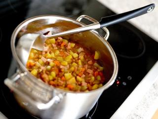 Jak uvařit čočkovo-pohankovou polévku | recept